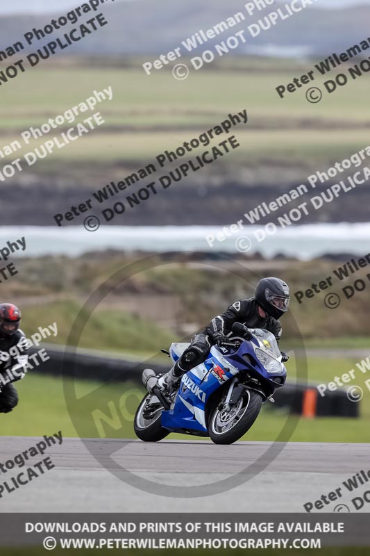 anglesey no limits trackday;anglesey photographs;anglesey trackday photographs;enduro digital images;event digital images;eventdigitalimages;no limits trackdays;peter wileman photography;racing digital images;trac mon;trackday digital images;trackday photos;ty croes